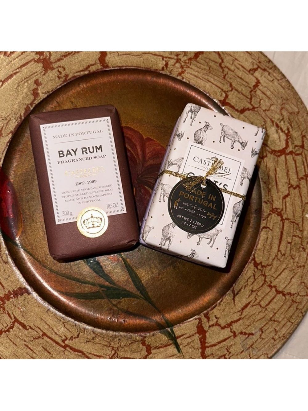 Men’s Set of 2 1 Bay Rum Fragranced Soap & 2 Goat’s Milk Bars